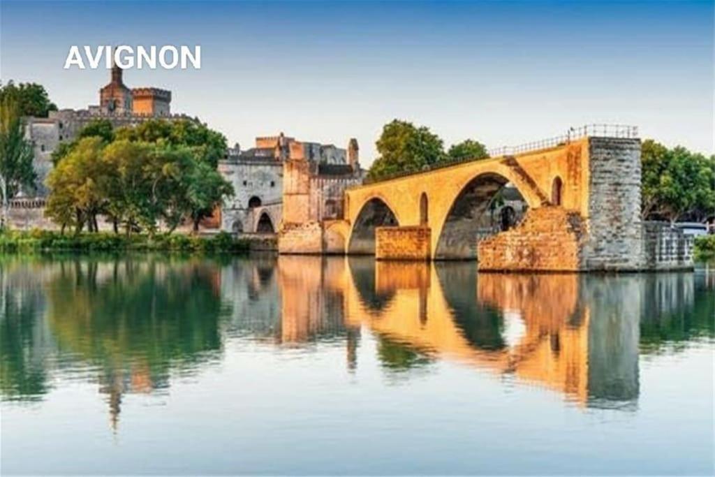 Joli Deux Pieces Climatise A 300m Du Theatre Antique